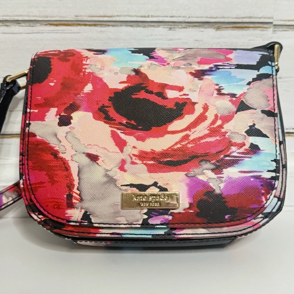 Kate Spade New York Floral Crossbody Bag WKRU4141